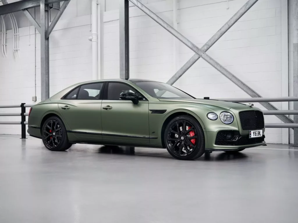 2024 Bentley pintura color satinado mate 9 Motor16