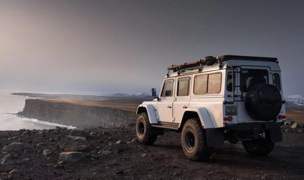 Glohh ha creado los pilotos más chulos para el Land Rover Defender 2 Motor16 2024 Glohh Land Rover Defender 1 Motor16