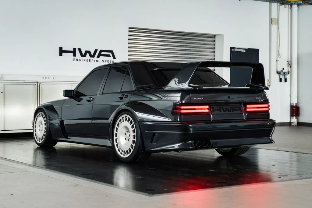 HWA EVO: El mítico 190E Evolution II es un restomod de casi un millón 13 Motor16 2024 HWA Evo 10 Motor16