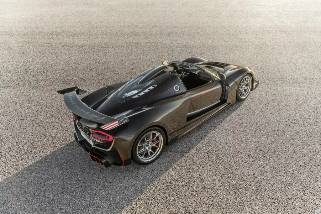 Este Hennessey Venom F5 llega con una MasterClass en carbono incluida 7 Motor16 2024 Hennessey Venom F5 Revolution Roadster Carbon 4 Motor16