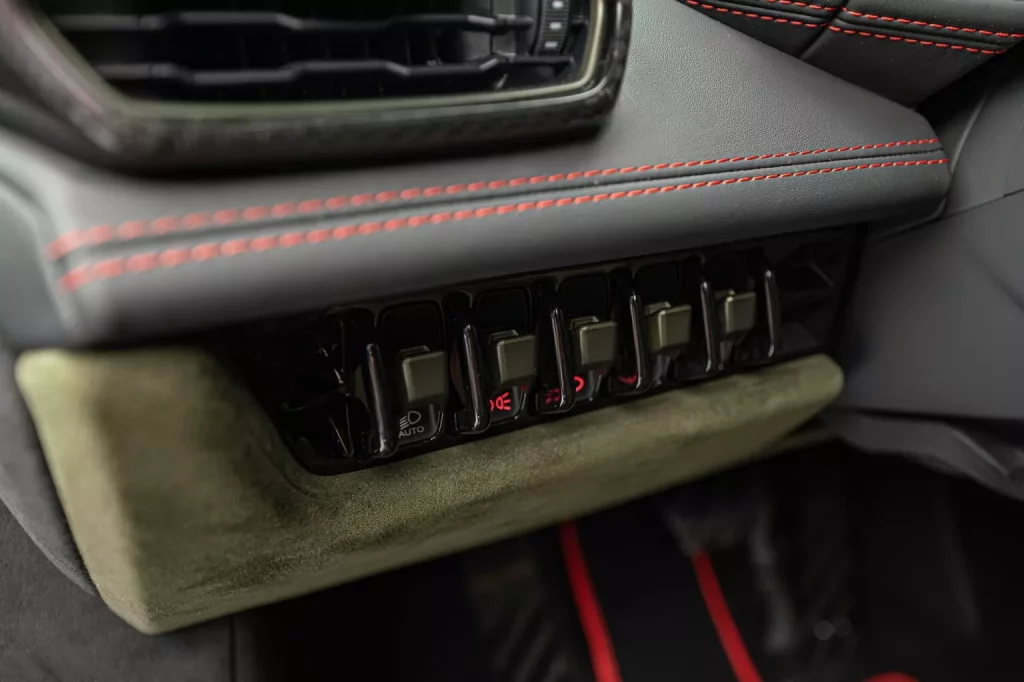 2024 Lamborghini Huracan Sterrato Mansory 13 Motor16