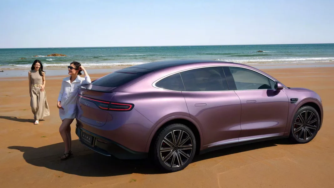 2024 Luxeed R7. Imagen portada.