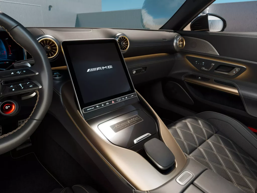 Golden Coast: El Mercedes-AMG SL 63 que se marca la división Manufaktur 2 Motor16 2024 Mercedes-AMG SL 63 Manufaktur Golden. Imagen detalle.