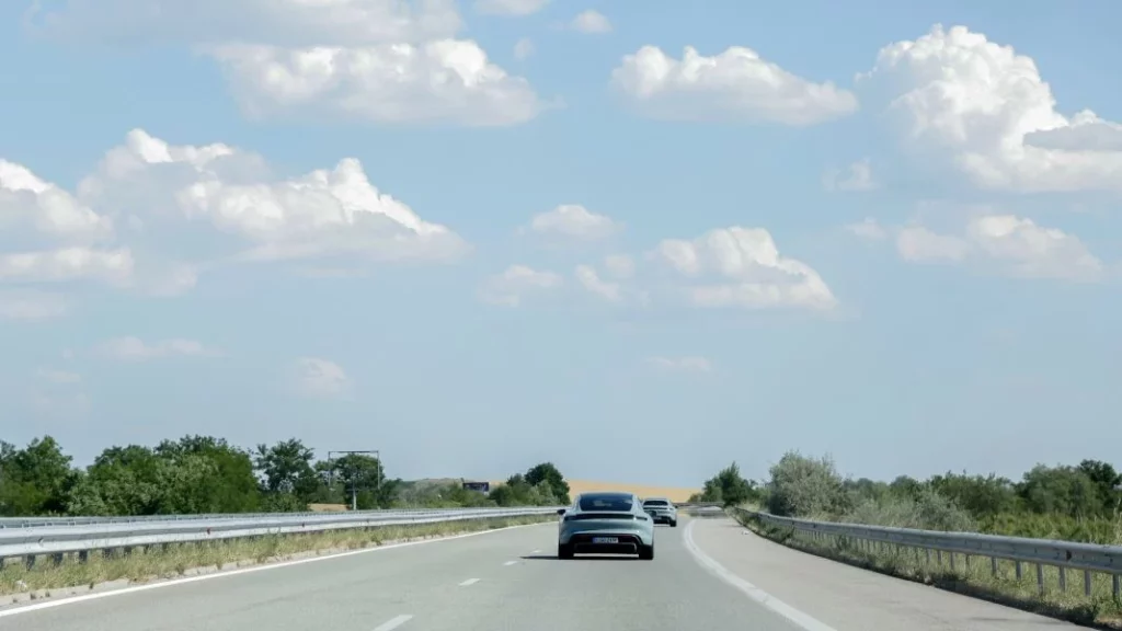 Así se viaja en un Porsche Taycan de Stuttgart hasta Estambul 10 Motor16 2024 Porsche Taycan Stuttgart Estambul 4 Motor16