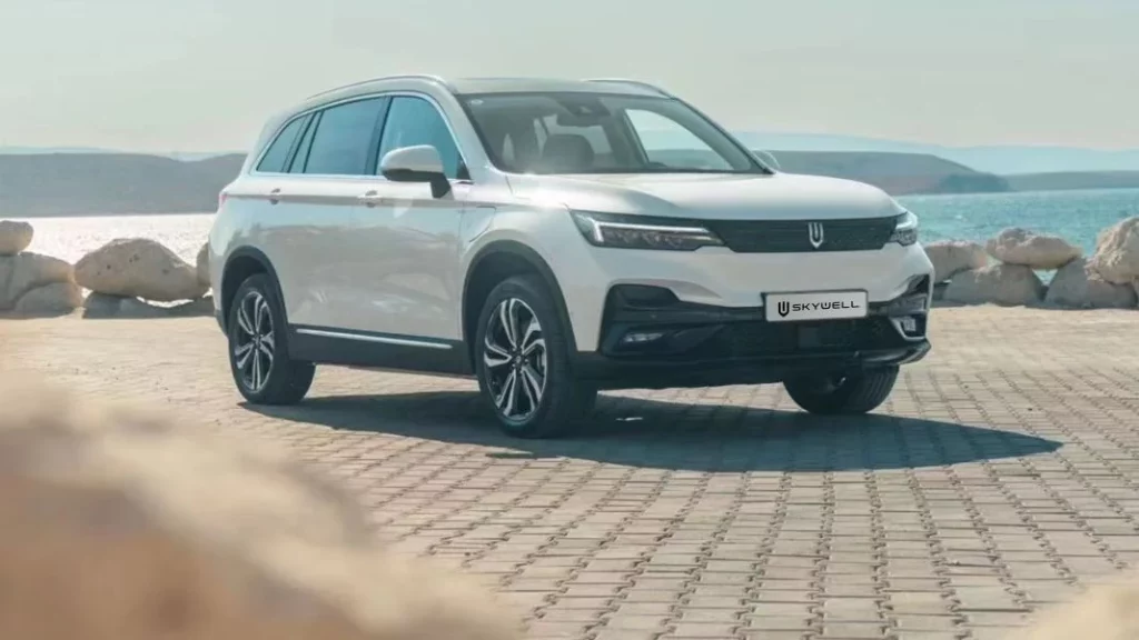 Skywell BE11: El SUV eléctrico al que no debes perder la pista 6 Motor16 2024 Skywell BE11 1 Motor16