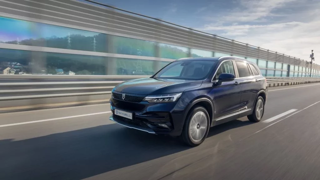 Skywell BE11: El SUV eléctrico al que no debes perder la pista 1 Motor16 2024 Skywell BE11. Imagen movimiento.