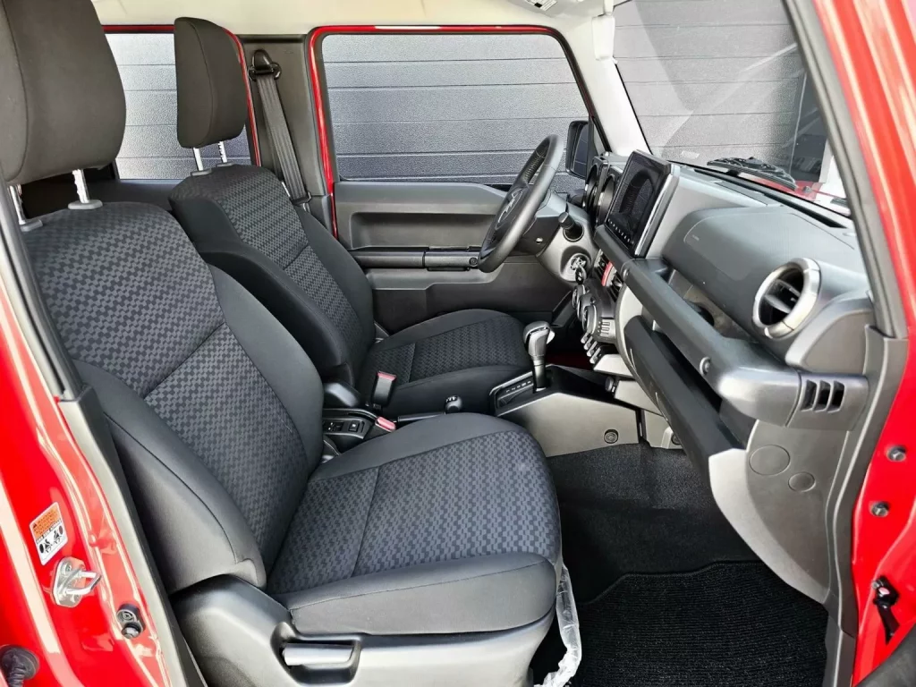 2024 Suzuki Jimny 5 puertas USA 3 Motor16