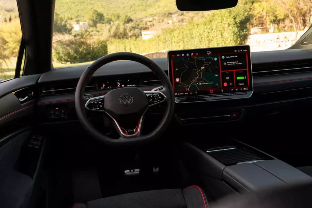 Volkswagen ID.7 GTX: La berlina también tiene versión de altas prestaciones 14 Motor16 2024 Volkswagen ID 7 GTX 11 Motor16