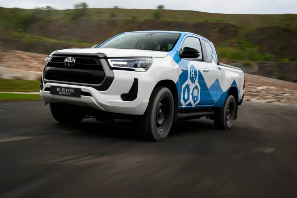 El Toyota Hilux de hidrógeno es una realidad con impresionantes datos 3 Motor16 2024 toyota hilux fcev prototype 1 Motor16