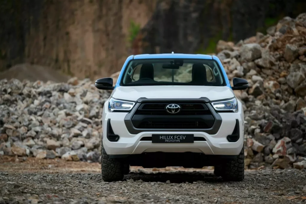 El Toyota Hilux de hidrógeno es una realidad con impresionantes datos 30 Motor16 2024 toyota hilux fcev prototype 28 Motor16