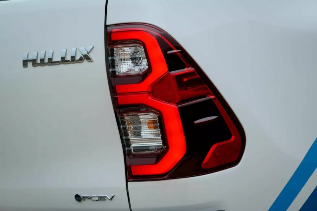 El Toyota Hilux de hidrógeno es una realidad con impresionantes datos 37 Motor16 2024 toyota hilux fcev prototype 35 Motor16