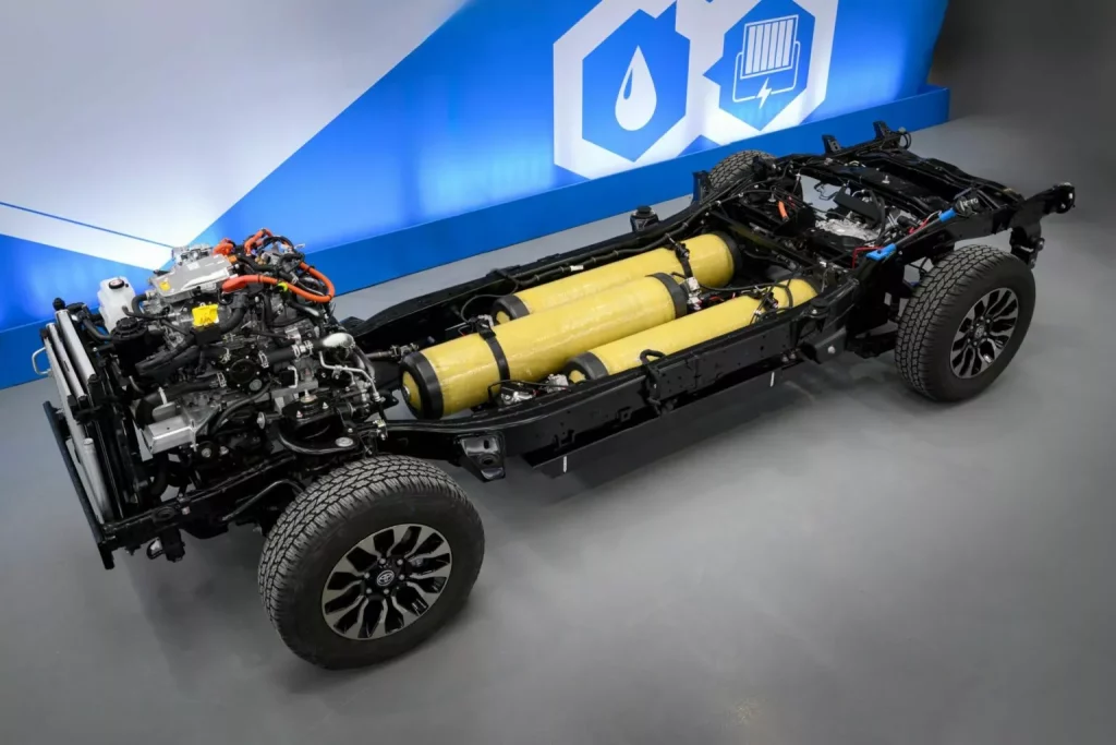El Toyota Hilux eléctrico está más cerca: Este es su segundo prototipo 4 Motor16 2024 Toyota Hilux FCEV Prototype. Imagen mecánica.