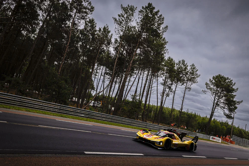 Miguel Molina y Ferrari vencen en 'el año del safety car' en Le Mans 5 Motor16 24 HORAS LE MANS FERARI 83 Motor16