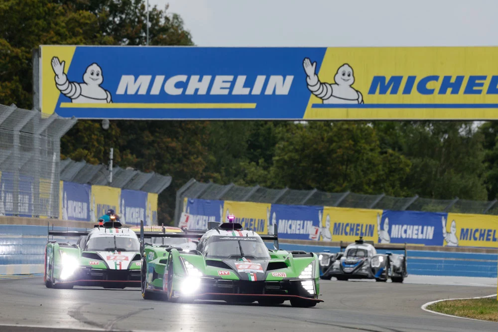 Miguel Molina y Ferrari vencen en 'el año del safety car' en Le Mans 16 Motor16 24 HORAS LE MANS LAMBORGHNI Motor16