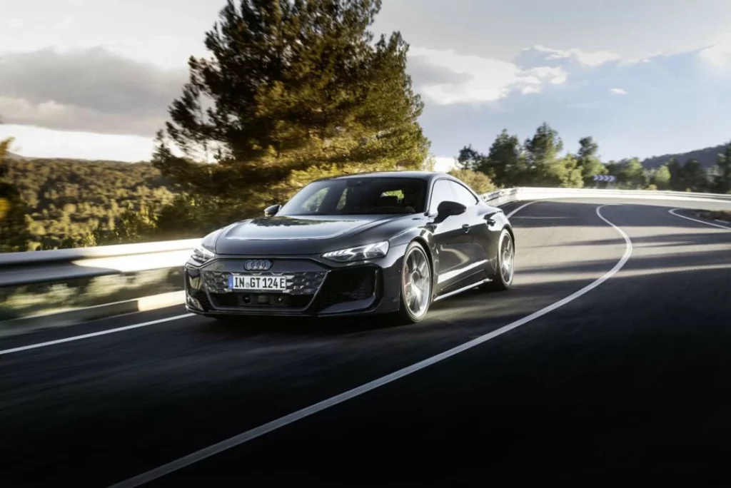 Audi renueva el e-tron GT... Y lo corona con el primer RS Performance 17 Motor16 AUDI RS ETRON GT 3 Motor16