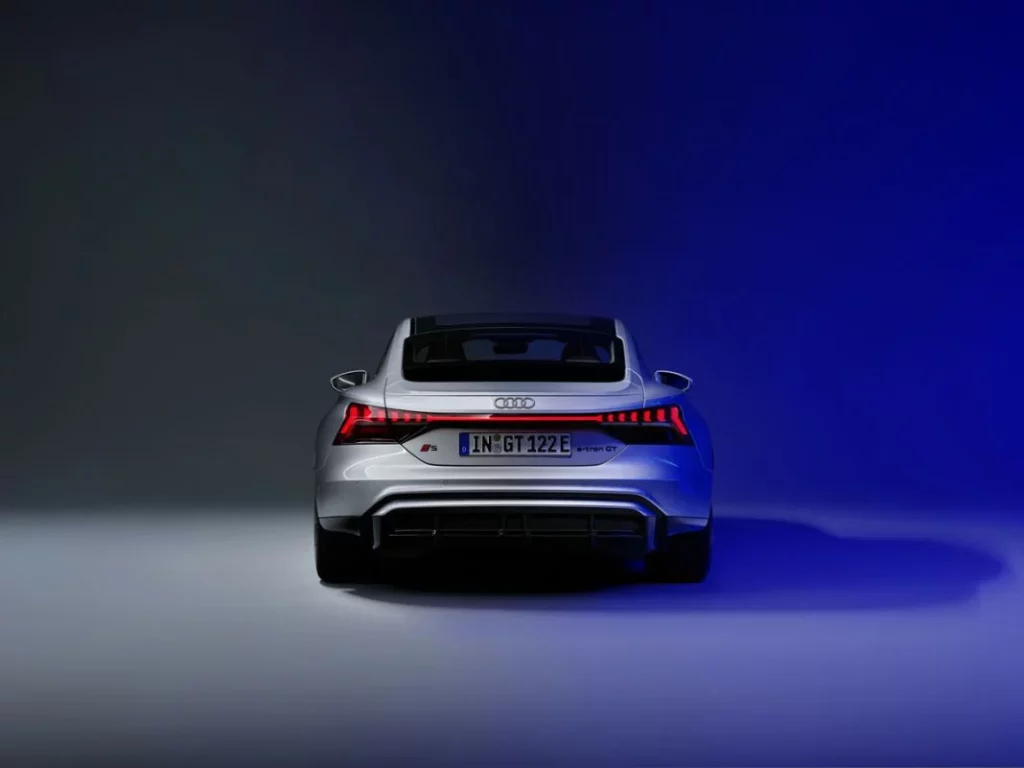 Audi renueva el e-tron GT... Y lo corona con el primer RS Performance 23 Motor16 AUDI S ETRON GT 2 Motor16