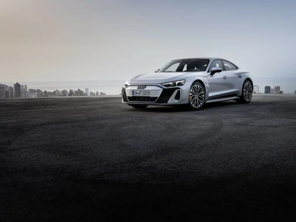 Audi renueva el e-tron GT... Y lo corona con el primer RS Performance 29 Motor16 AUDI S ETRON GT 8 Motor16