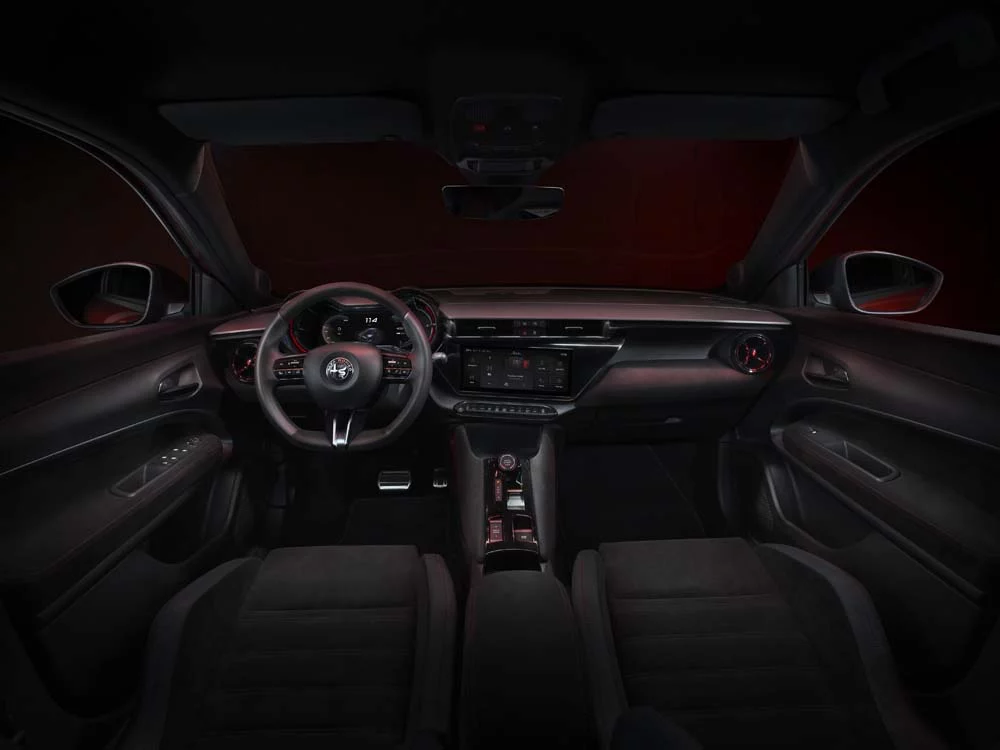 Primera prueba del Alfa Romeo Junior 1 Motor16 Interior del Alfa Romeo Junior