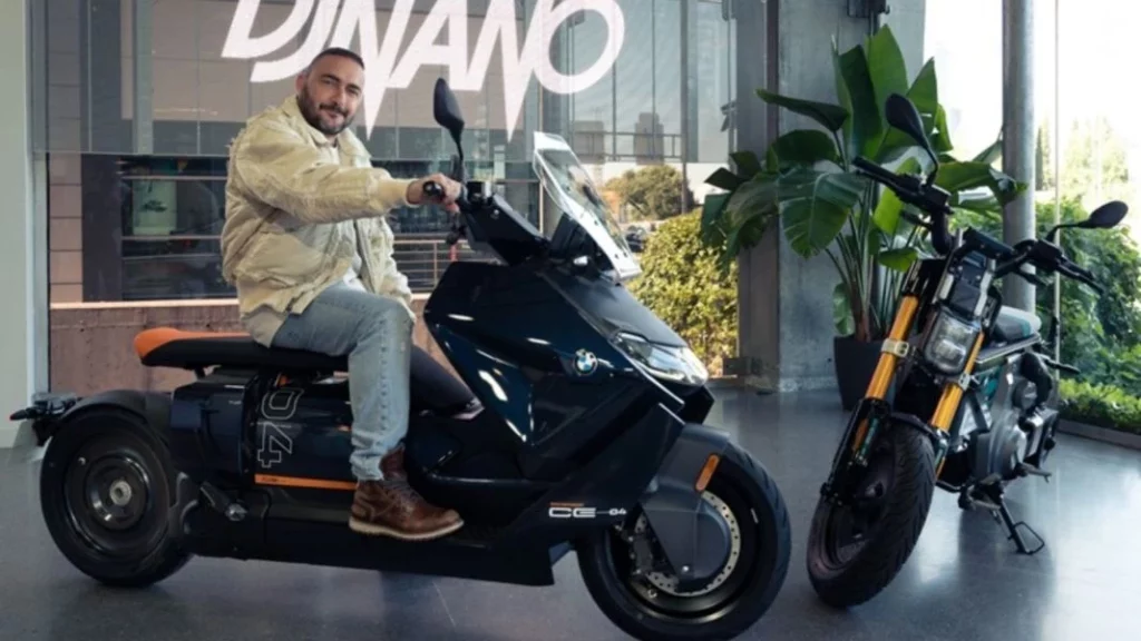 DJ Nano se sube a una BMW… Con ‘caballito’ incluido 1 Motor16 ¿Qué vehículo le obsequiaron a DJ Nano desde BMW?