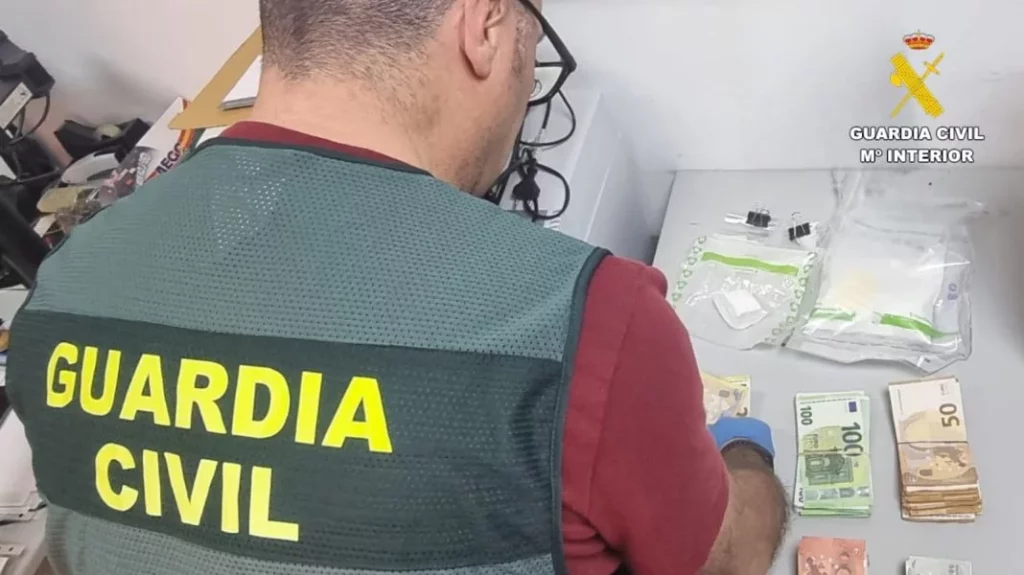 Un estudio confirma el alto índice de conductores que consumen cocaína 20 Motor16 EuropaPress incautacion cocaina guardia civil Motor16