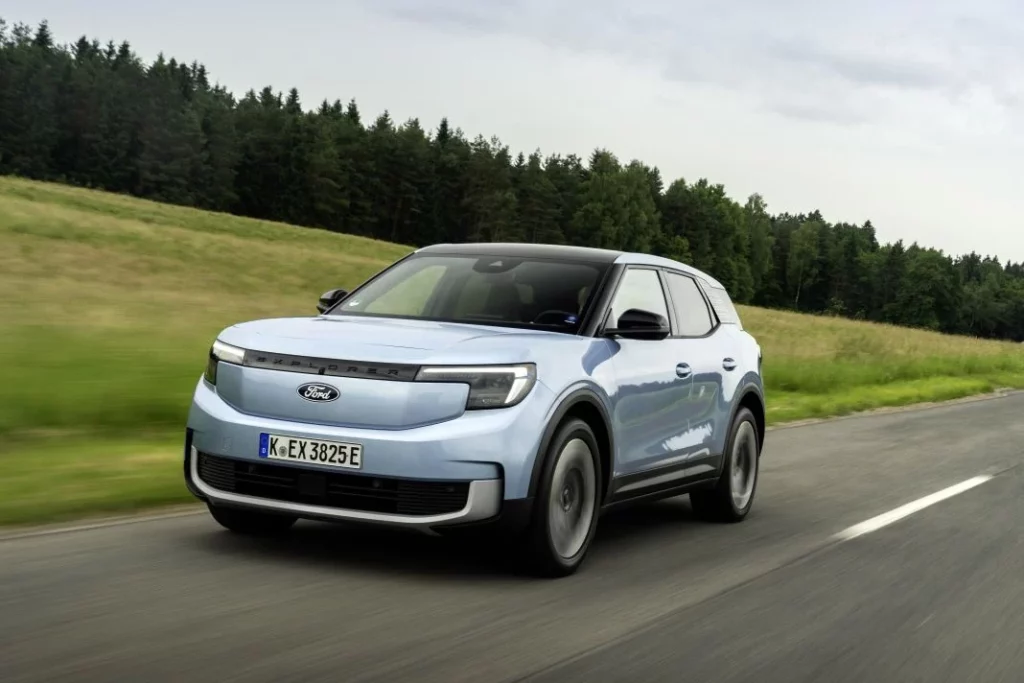 Primera prueba del nuevo Ford Explorer: Un SUV eléctrico muy europeo 22 Motor16 ford explorer