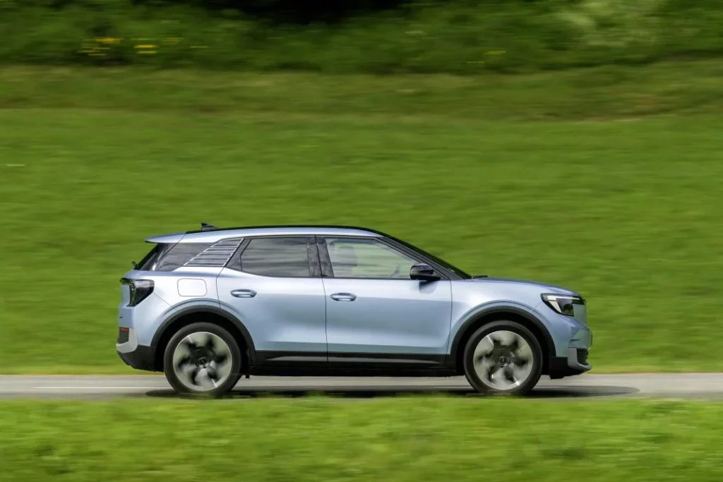 Primera prueba del nuevo Ford Explorer: Un SUV eléctrico muy europeo 1 Motor16 ford explorer