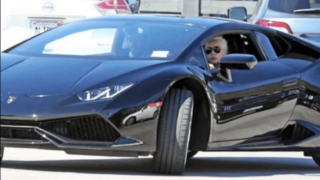 Lady Gaga: de conducir un coche de 1965 a tener uno de los deportivos más codiciados 2 Motor16 ¿Cómo es Lamborghini nuevo de Lady Gaga?