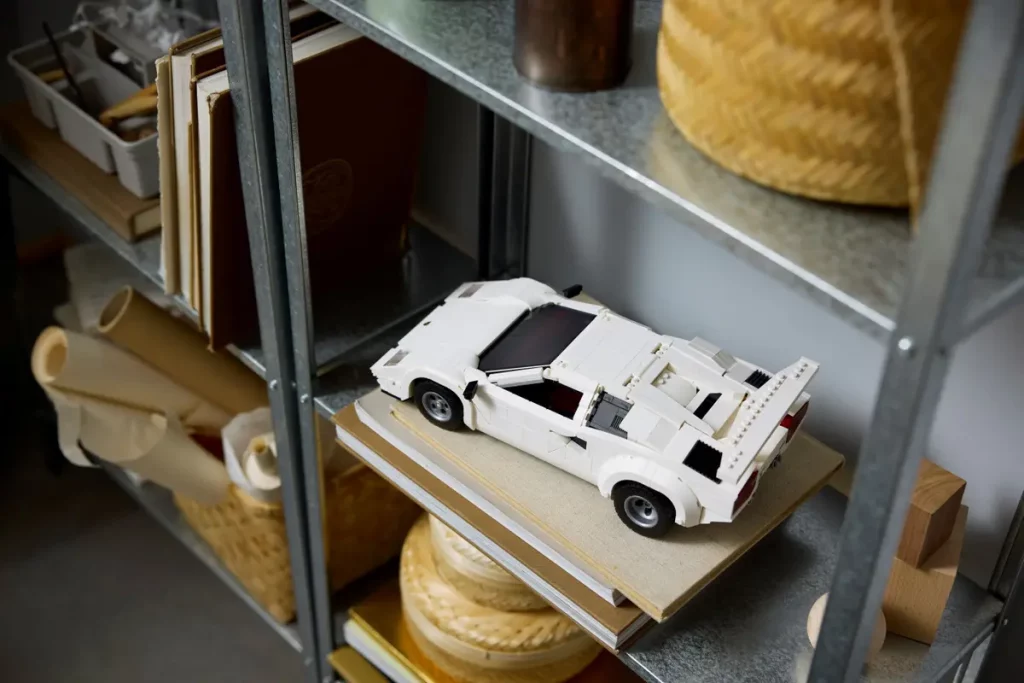 El Lamborghini Countach ya tiene una nueva versión de Lego 3 Motor16 Lamborghini COUNTACH LEGO9 Motor16