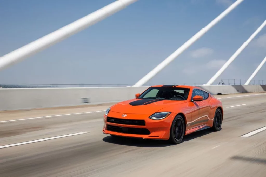 El coche con el que Nissan celebra los 55 años del Z 12 Motor16 NISSAN Z HERITAGE EDITION 10 Motor16