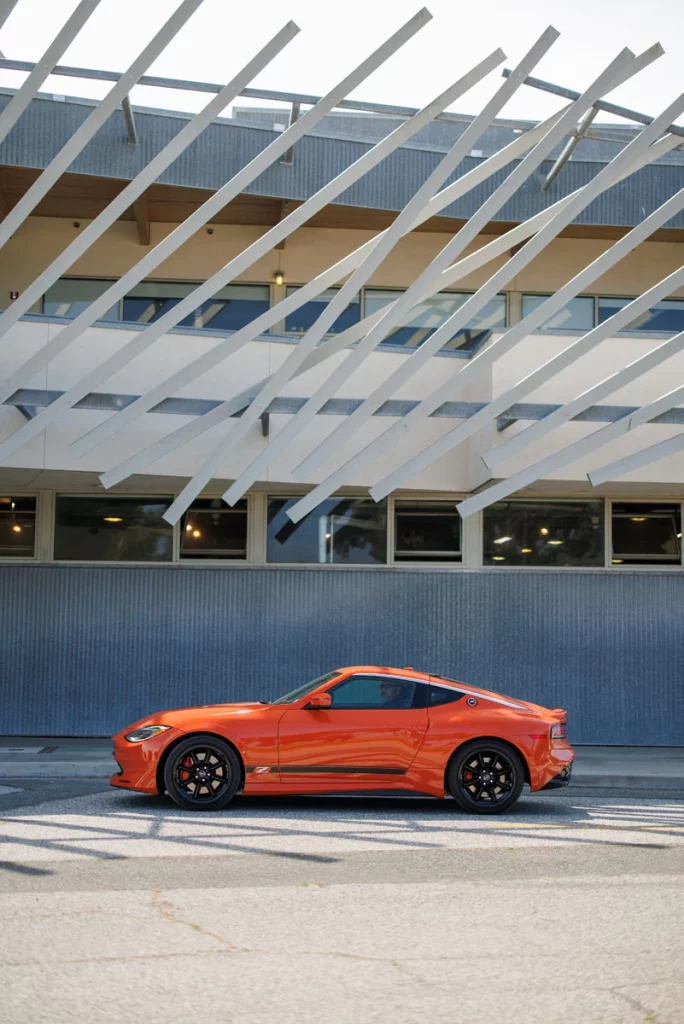 El coche con el que Nissan celebra los 55 años del Z 1 Motor16 NISSAN Z HERITAGE EDITION 18 Motor16