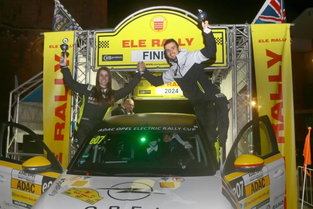 La apuesta de Opel España por electrificar los rallys empieza a dar sus frutos 1 Motor16 OPEL ADAC RALLY 2 Motor16