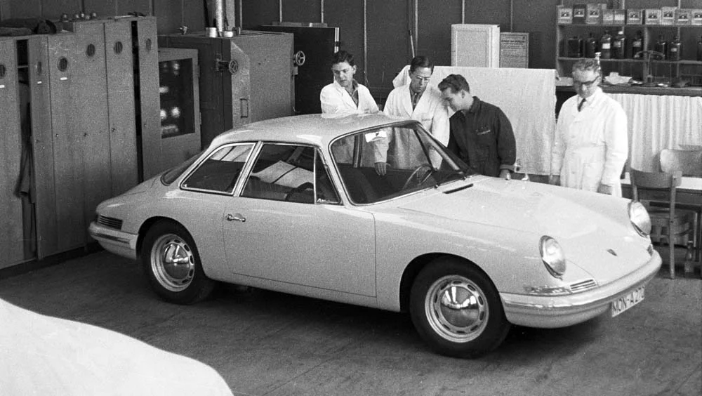 Porsche 754