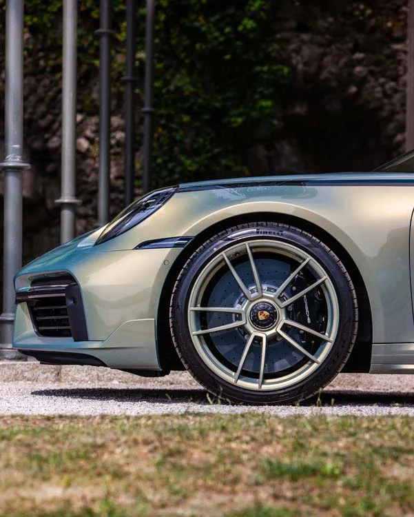 Porsche Exclusive Manufaktur o cuando la marca crea modelos únicos 13 Motor16 Porsche 911 Turbo S Coupe Sonderwunsch 4 Motor16