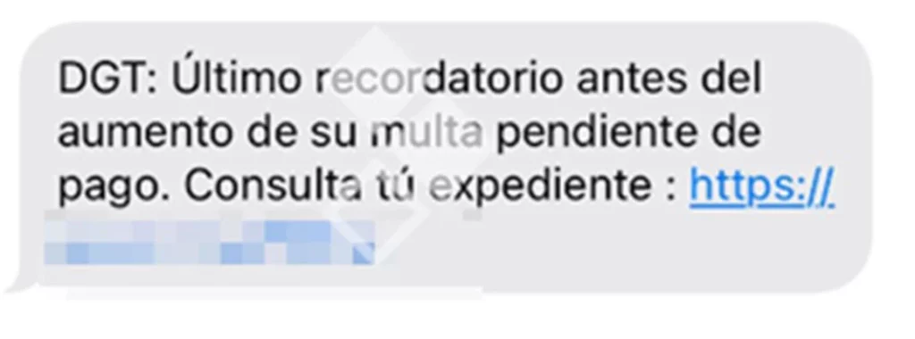 Los ciberdelincuentes vuelven a la carga: el mensaje de la DGT con el que te hackearán la cuenta 2 Motor16 SMS FALSO DGT 2 Motor16