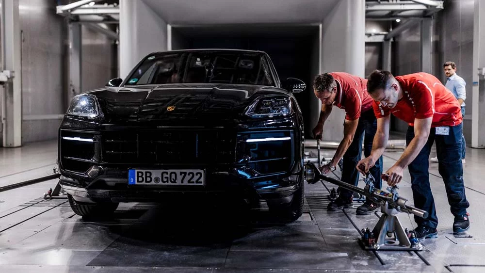 Así funciona el túnel climático de Porsche. Crea el tiempo que quieras 3 Motor16 Tunel del viento Porsche 1 Motor16