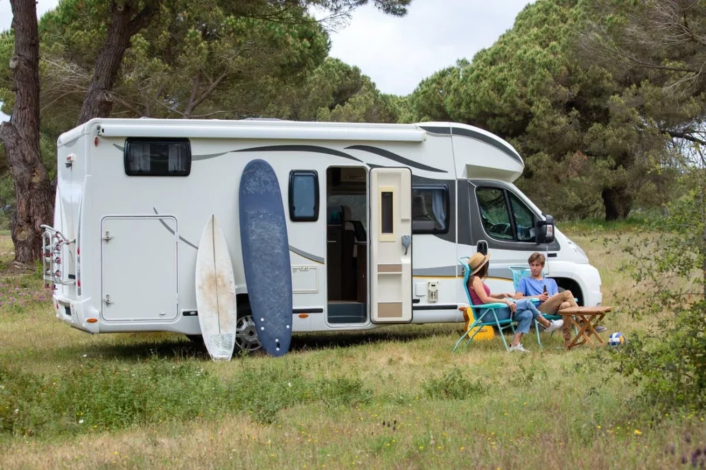 ¿Puedo pernoctar frente al mar con mi autocaravana? La Ley es cristalina con esta acción 49 Motor16 prohibición