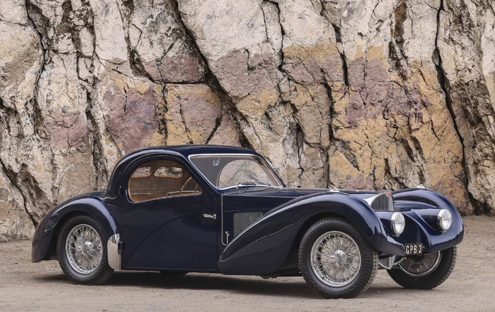 1937 Bugatti Type 57SC Atalante web Motor16
