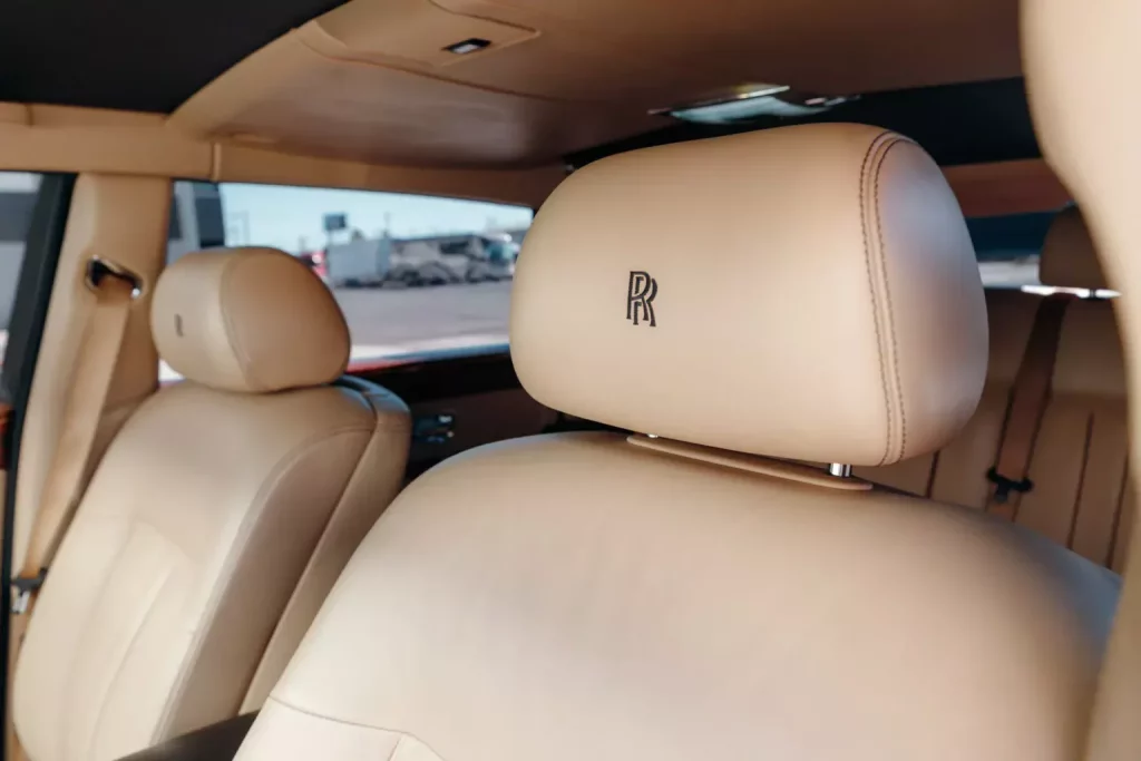 Macklemore vende su Rolls-Royce Phantom por menos de lo que cuesta un BMW Serie 7 16 Motor16 2013 Macklemore Rolls Royce Phantom EWB 12 Motor16
