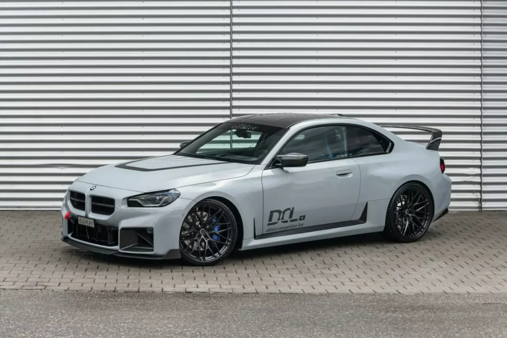 Este BMW M2 es más potente que un BMW M8 Competition gracias a dÄHLer 1 Motor16 2024 dÄHLer BMW M2. Imagen delantera.