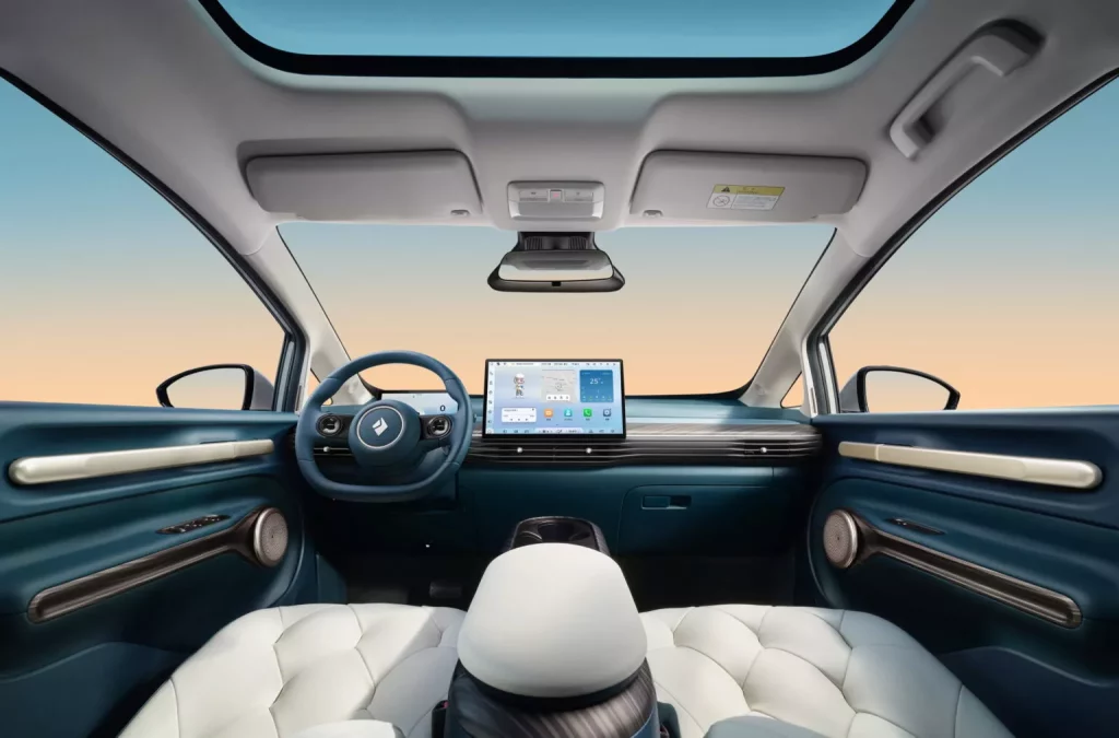 El futuro MG eléctrico es un viejo conocido... en China 2 Motor16 2024 Baojun Cloud. Imagen interior.