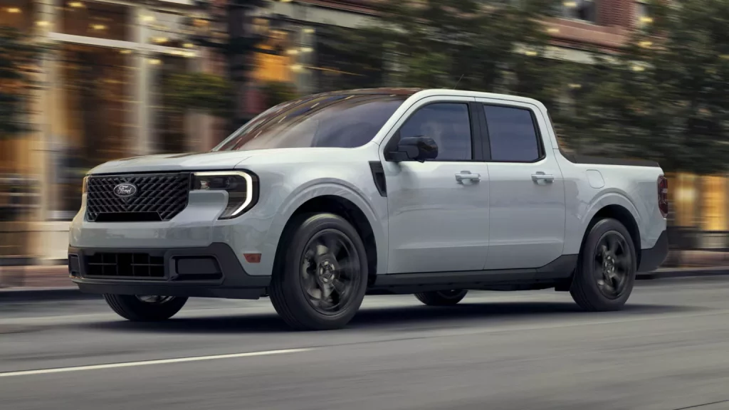 2024 Ford Maverick Lariat Black Appearance Package 1 Motor16