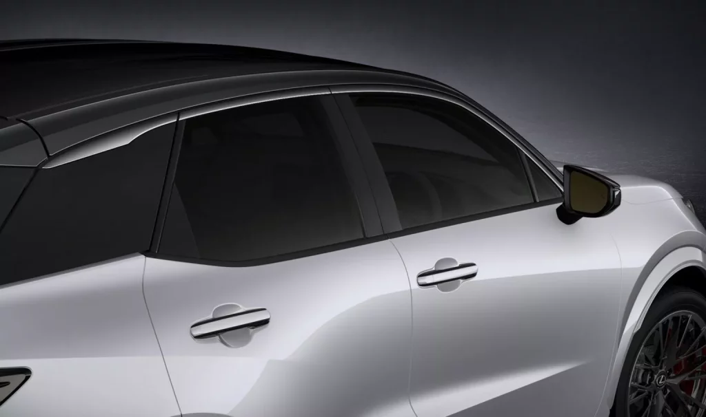 Lexus LBX Morizo RR: El Toyota GR Yaris se disfraza de picante SUV 19 Motor16 2024 Lexus LBX Morizo RR 9 Motor16