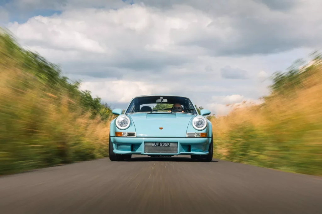 Thornley Kelham se sale con este Porsche 911 que cuesta una fortuna 11 Motor16 2024 Thornley Kelham European RS Porsche 911 25 Motor16