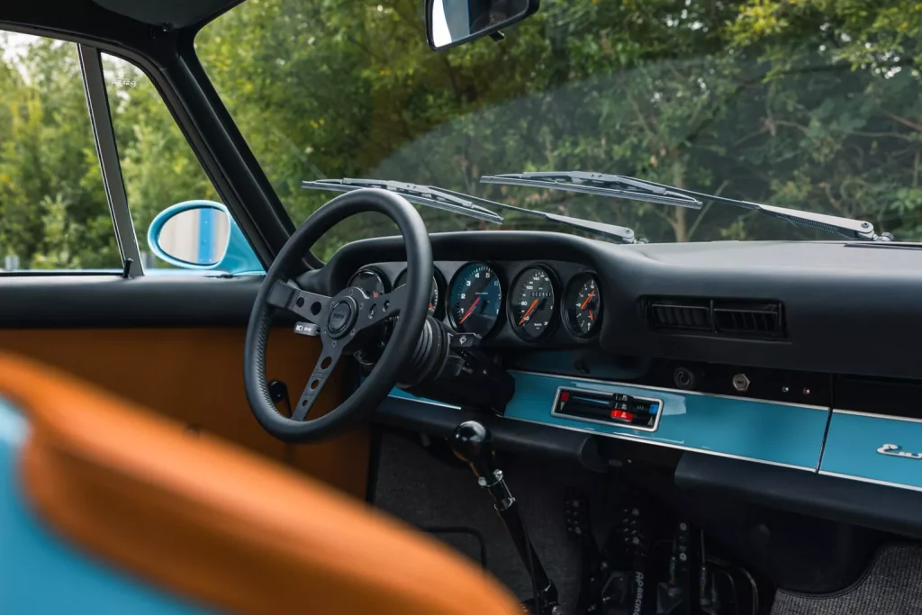 Thornley Kelham se sale con este Porsche 911 que cuesta una fortuna 4 Motor16 2024 Porsche 911. Thornley Kelham European RS. Imagen interior.