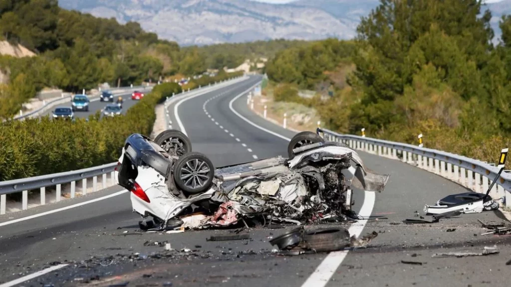 De 120 a 150 km/h: el país de la UE que rompe la norma y estrena el límite de velocidad más alto en autopista 50 Motor16 Accidente carretera Motor16