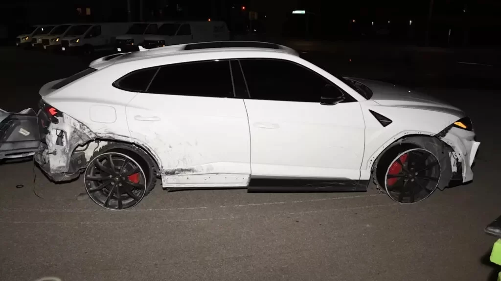 Así quedó este Lamborghini Urus tras una persecución en la que superó los 200 km/h 1 Motor16 Choques con patrullas policiales