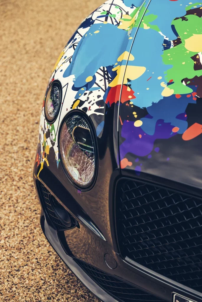 El cuarto 'Pride Car' de Bentley refleja el compromiso con la comunidad LGTBQ+ 12 Motor16 BENTLEY CONTINENTAL GTC PRIDE 9 Motor16