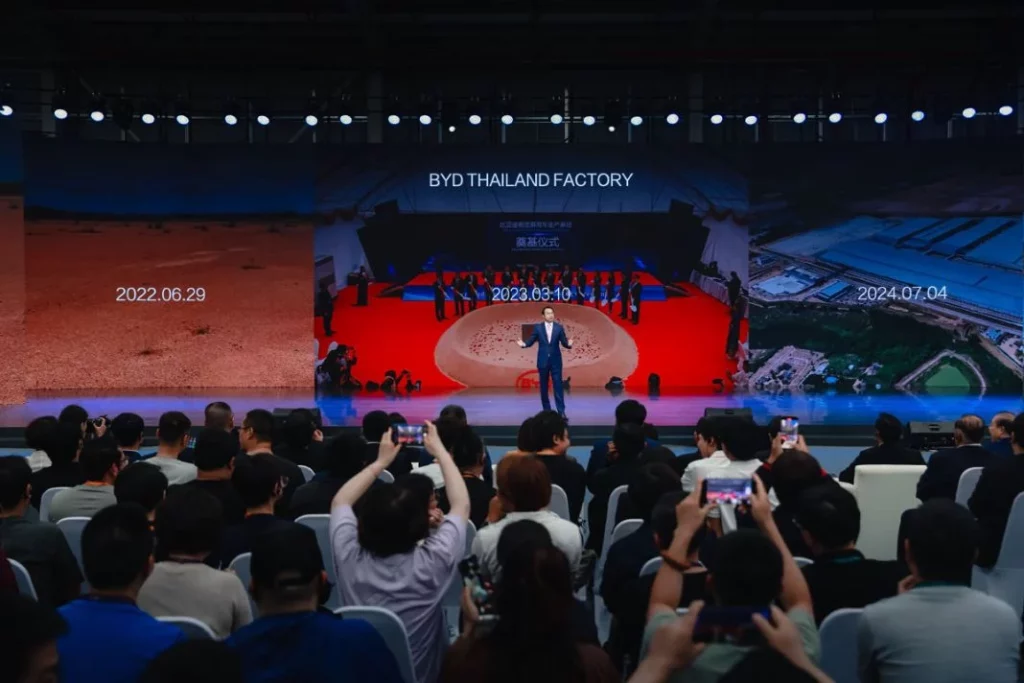 BYD fabrica su coche enchufable 8 millones 7 Motor16 BYD 8 MILLONES 6 Motor16
