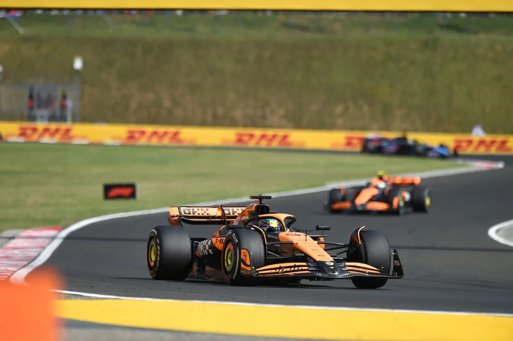 GP de Hungría: el día que Oscar Piastri y Max Verstappen se pusieron de los nervios 1 Motor16 EuropaPress 6101625 21 july 2024 hungary mogyorod australian formula one driver oscar piastri Motor16