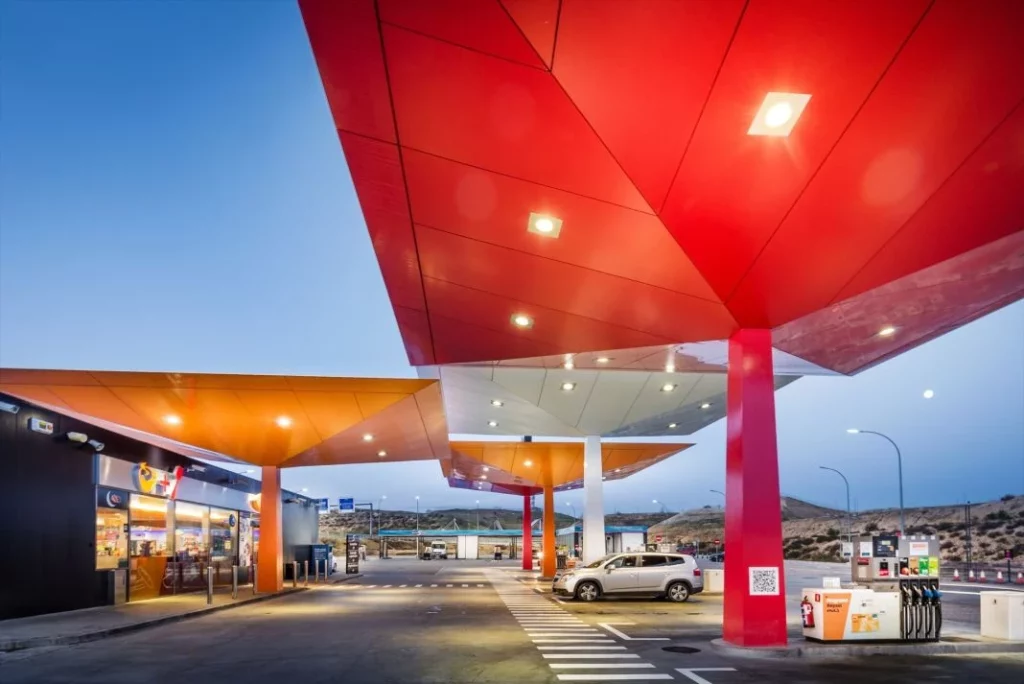 EuropaPress estacion servicio repsol 1 Motor16